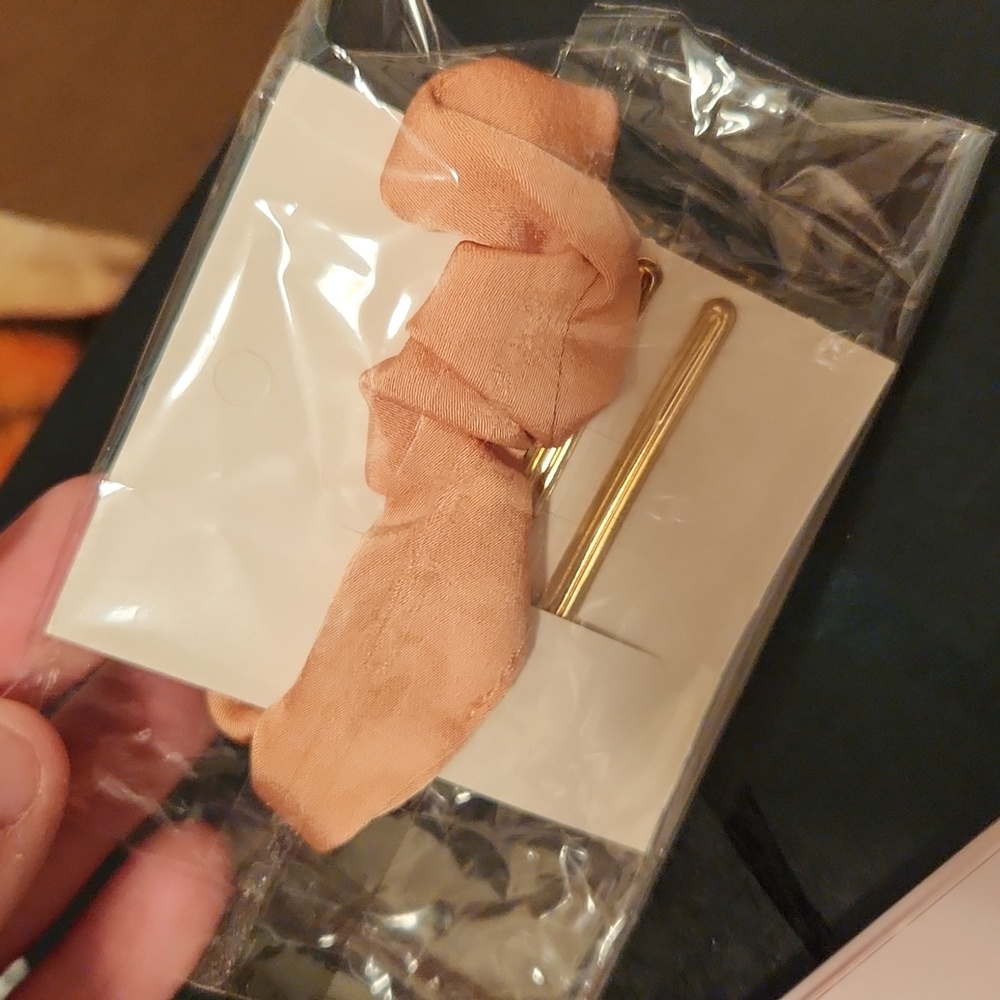 Pretty girl eyelashes 💕 - Picture 3 of 5